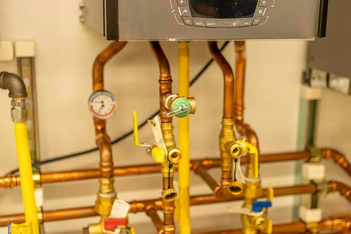 Licensed technician providing Sewer Cleanout for a homeowner in Experiment